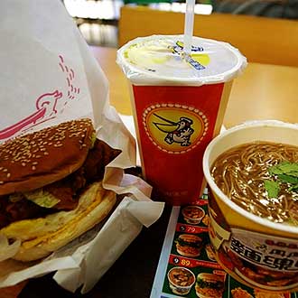 丹丹漢堡(瀋陽店)